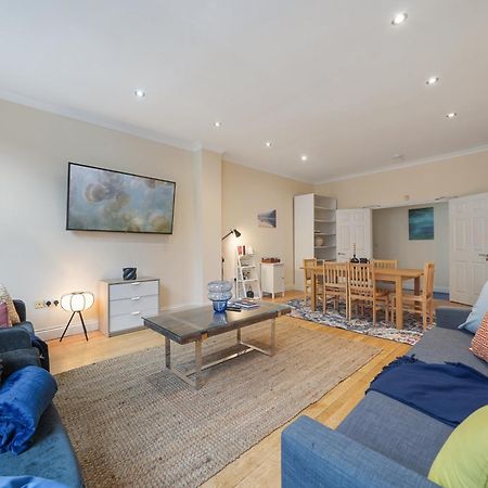 The Chic Townhouse In Kings Cross!!! 3 Floors Apartment London Bagian luar foto