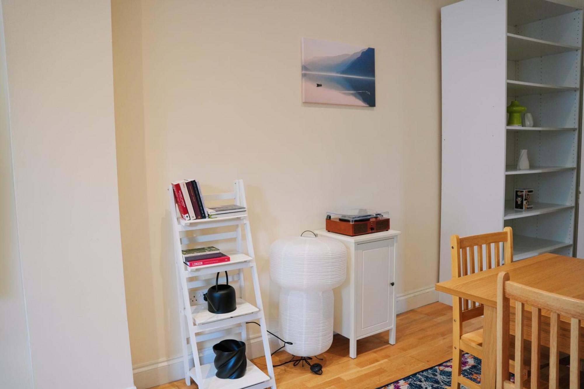 The Chic Townhouse In Kings Cross!!! 3 Floors Apartment London Bagian luar foto