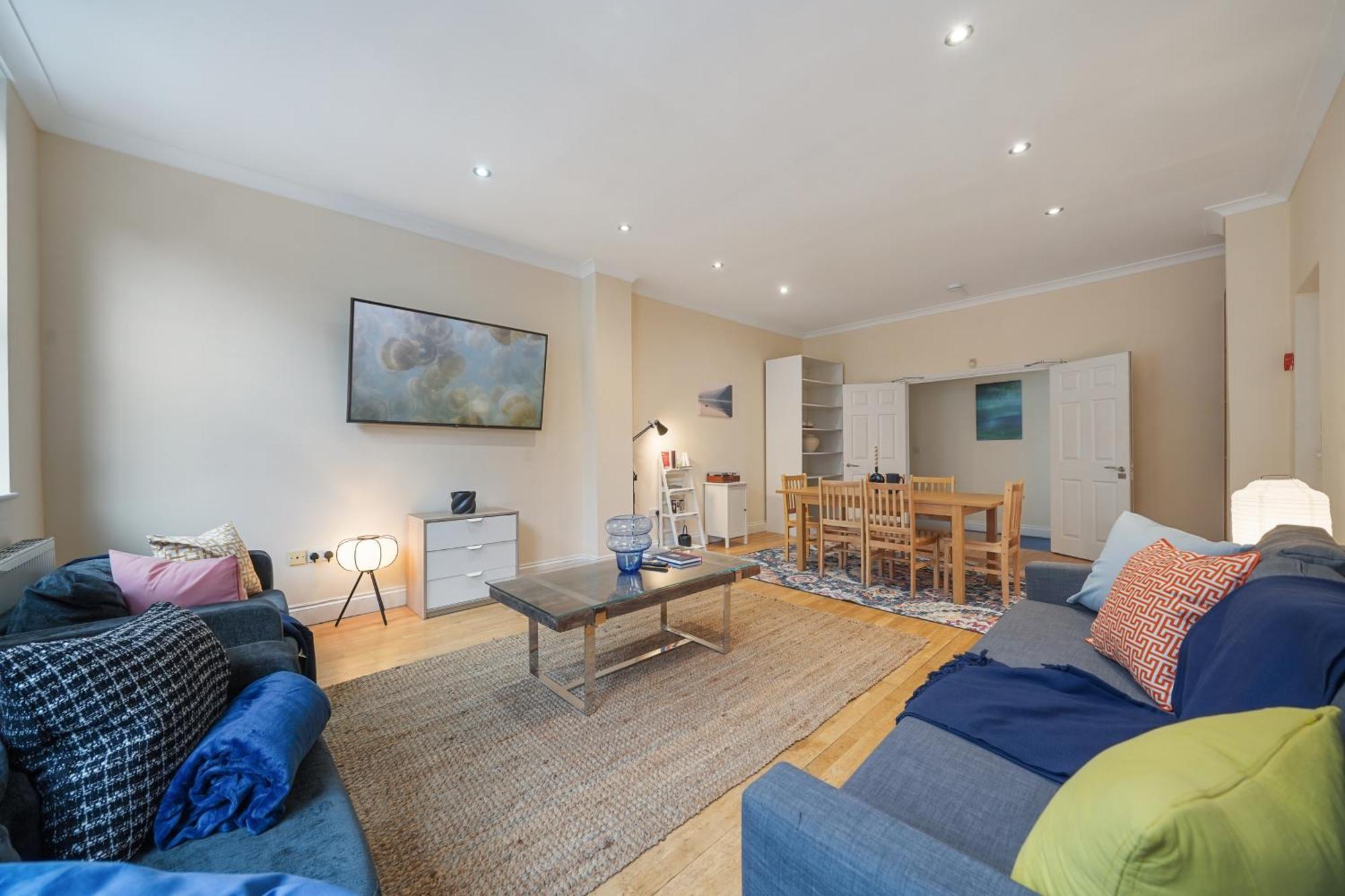 The Chic Townhouse In Kings Cross!!! 3 Floors Apartment London Bagian luar foto