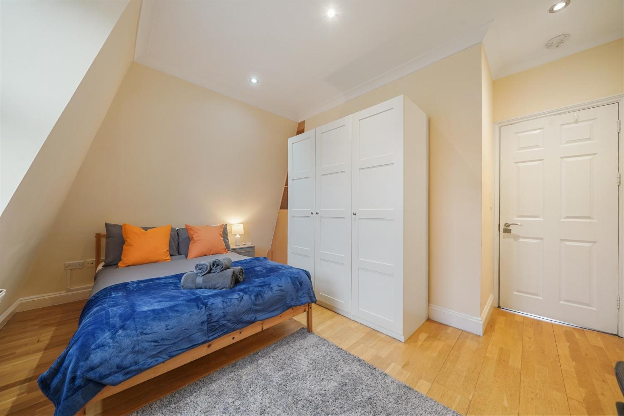 The Chic Townhouse In Kings Cross!!! 3 Floors Apartment London Bagian luar foto